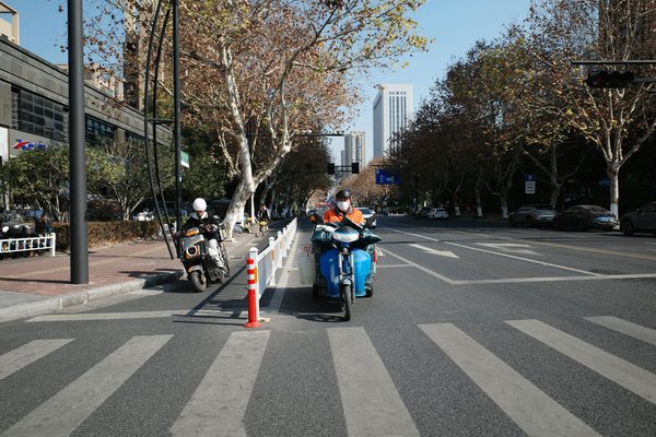 Les Femmes Révolutionnent le Tuning Automobile: Éclatons les Stéréotypes !